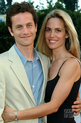 kirkcameron_wife_chelseanoble_abcpt04.jpg