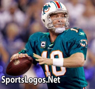 peyton-manning-miami-dolphins-450x422.jpg