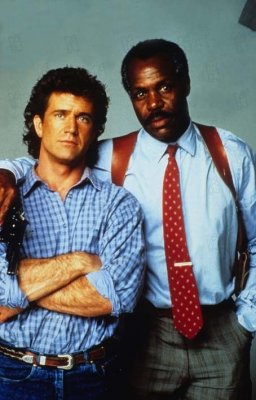 8af7b5b750d5e9f86b4833cd865524fc--lethal-weapon-mel-gibson.jpg